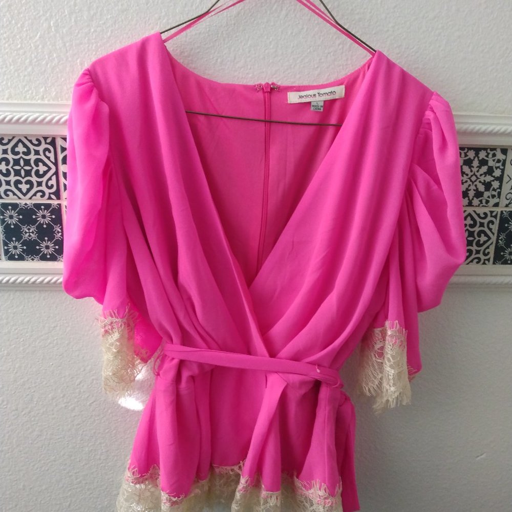 Fushia blouse with lace